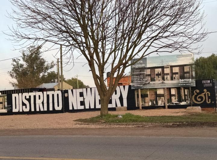 Locales a Estrenar Sobre Av Newberry - 4