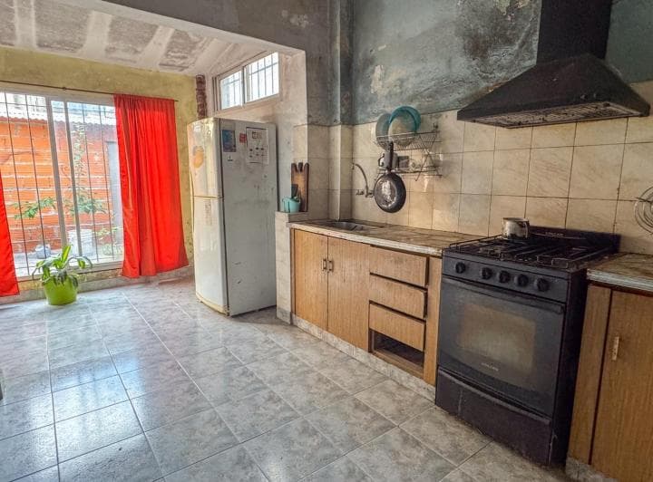 Venta Casa 4 Ambientes Oportunidad Unica en Mataderos - 4