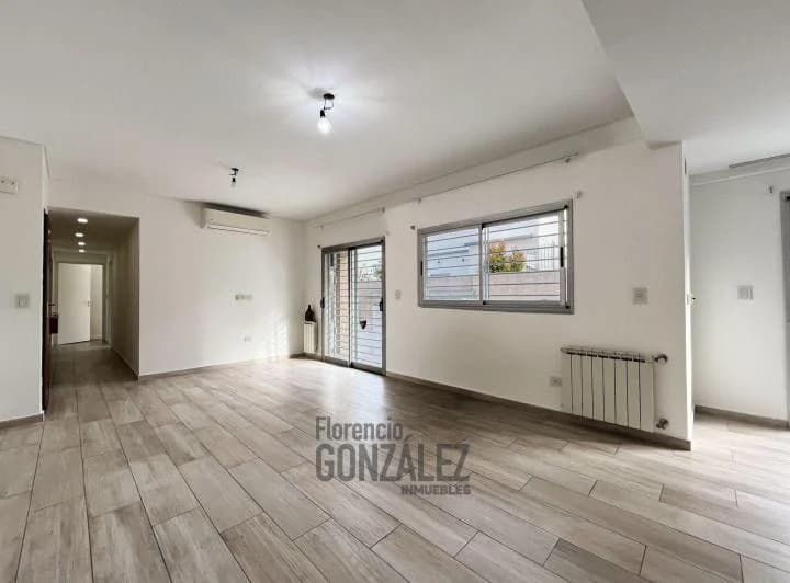 Alquiler Departamento de 3 Ambientes con Cochera en Barrio Naon Mataderos - 4