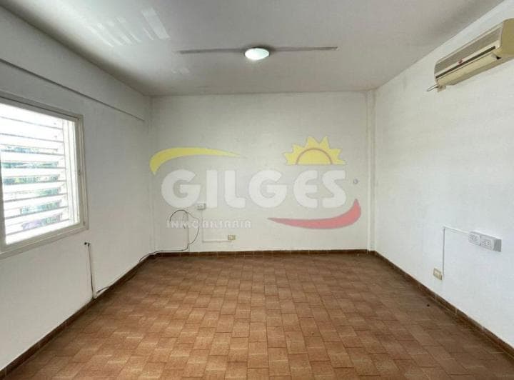 Alquiler Oficina 25 m² con Baño - Moron - 4