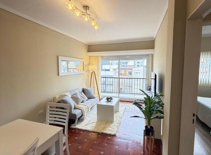 Venta Departamento 3 Ambientes con Balcón. Zona Centro - 3