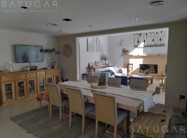 Venta I Importante Propiedad en Saint Thomas Oeste - Canning - 5