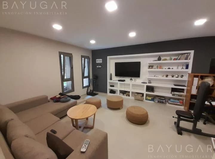 Venta I Importante Propiedad en Saint Thomas Oeste - Canning - 4