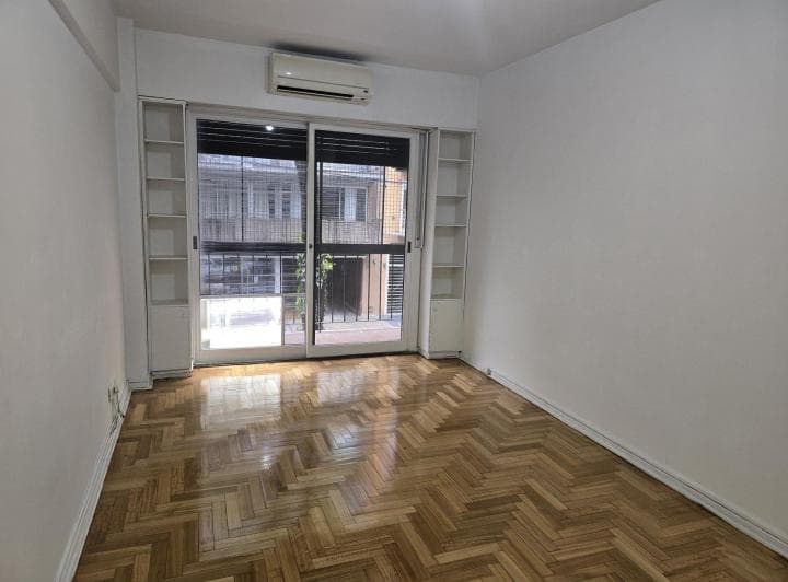 Departamento en Palermo. Tres Ambientes Al Frente. - 3