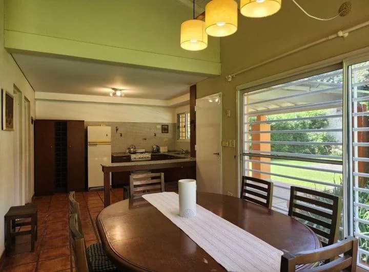 Casa en Venta a Reciclar en Robles del Monarca, Pilar. - 5