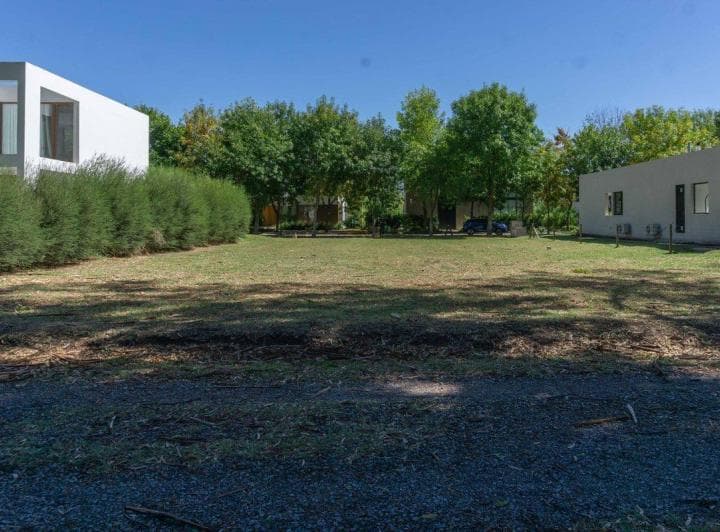 Lote en Venta, City Bell Grand Bell 800 m² - 2