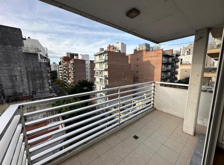 Piso Exclusivo - 2 Dorm. - Apto Crédito - 2