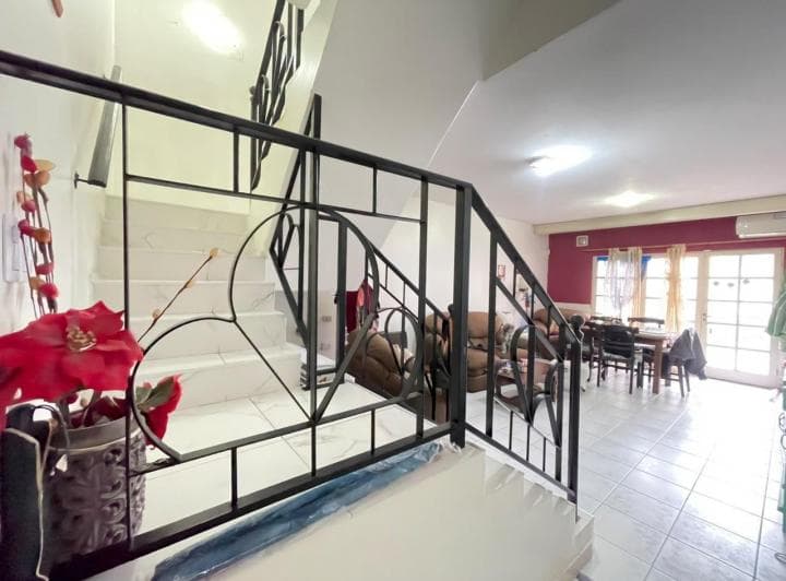Casa 4 Dorm. + Cochera - Alquiler o Venta. - 5
