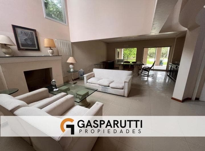 Casa en Venta en Barrio Septiembre - Escobar - Apto Credito - 5