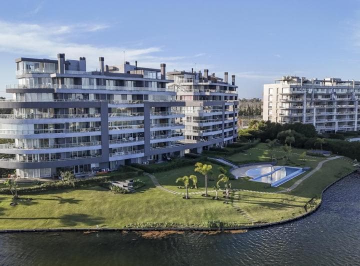 Departamento en Venta, 5 Ambientes en Enyoi, con Parrilla - 5