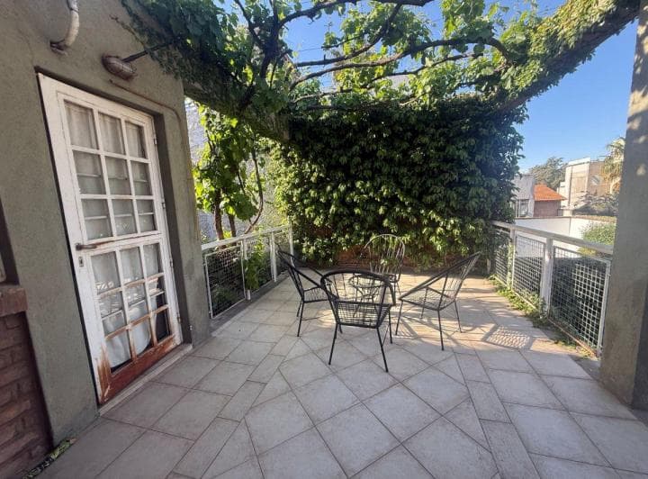 Casa 4 Dorm. · Lote 409 m² · Sexta Sección - 5