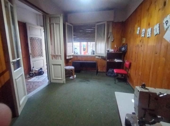 Casa a Refaccionar en Lote 8,66 X 47,45 Usam - 5