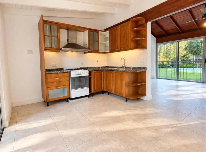 Alquiler Casa 3 Ambientes - Parque Leloir - 2