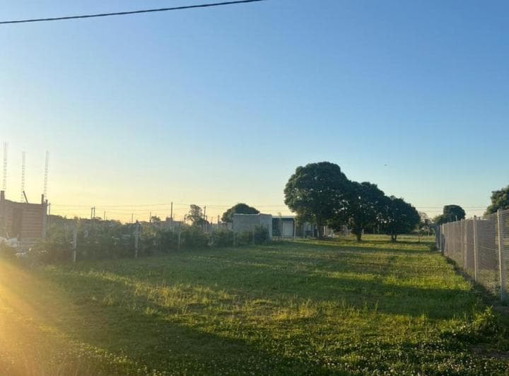 Terreno en Venta - 450 m² - Arana - 3