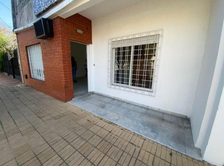 Venta PH con Cochera Patio en Castelar - 4