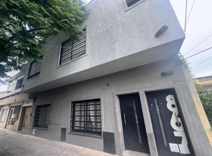 Venta PH Refaccionado Nuevo 2 Ambientes Quilmes - 2