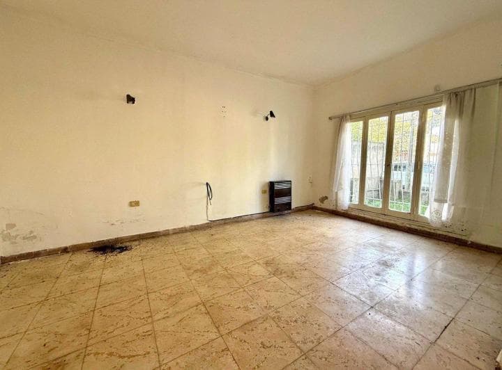 Venta de Casa 4 Ambientes Apta Credito - 4
