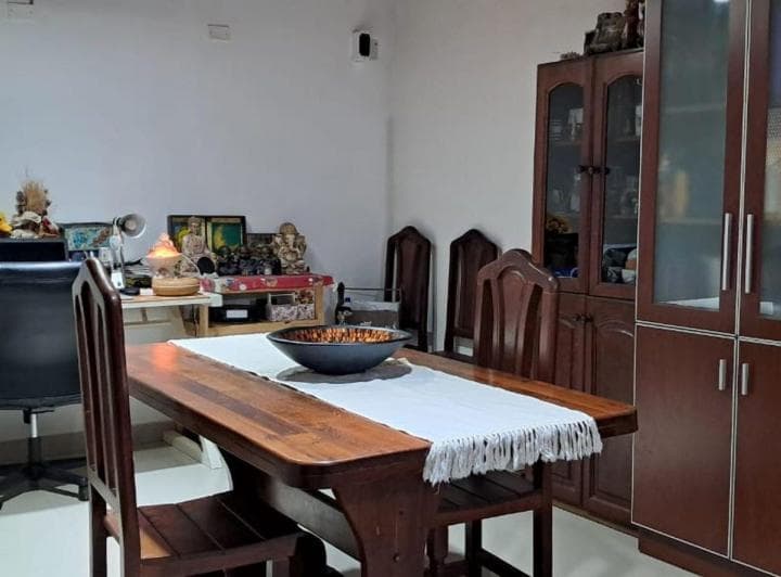 Casa 5 Ambientes con Quincho + Casa Adelante. - 4