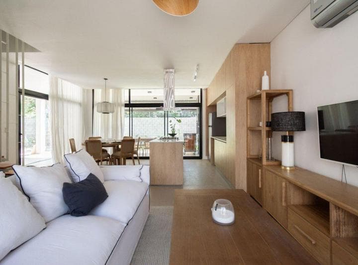 Venta Casa 4 Ambientes Parque Leloir Cochera - 4