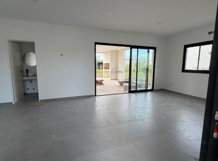Casa en Venta en Barrio Privado San Sebastian, Pilar. - 3
