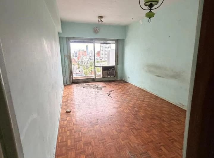 2 Ambientes con Balcon en Piso Alto, Palermo Nuevo a Reciclar - 2