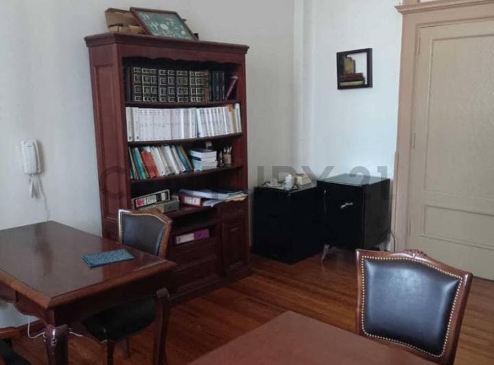 Venta Oficina en Monserrat - 4