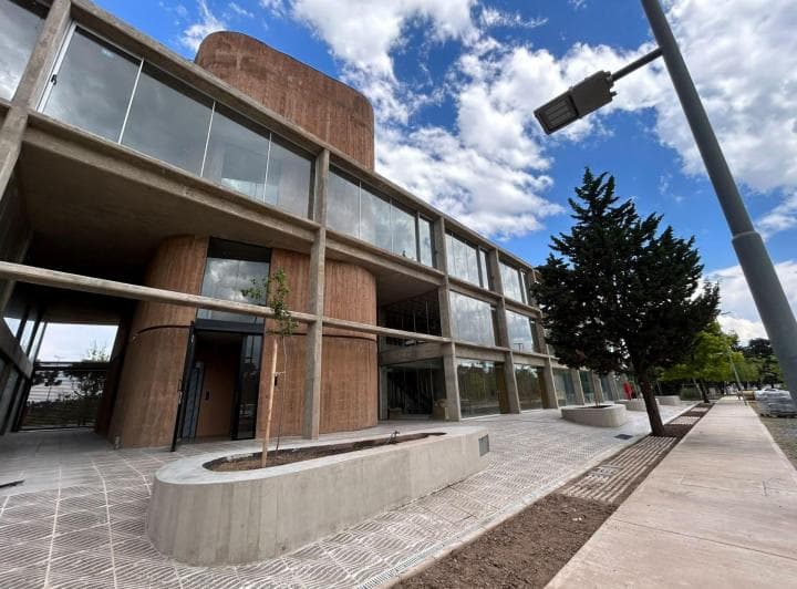 Oficina Corporativa Exclusiva en Av Luchesse - 3