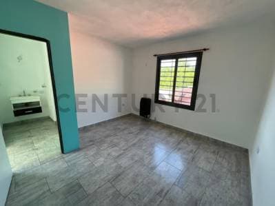 VENTA DEPARTAMENTO, UN DORMITORIO, CARLOS PAZ! CON COCHERA Y ESCRITURA! - 3