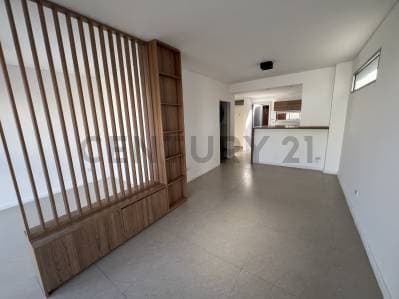 ALQUILER MONOAMBIENTE DIVIDIDO NUEVO + PATIO PROPIO + BALCON EN SAAVEDRA - 2
