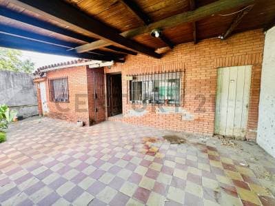 CASA A RECICLAR + GALPON EN LOTE DE PROPIO 200m2 - 2