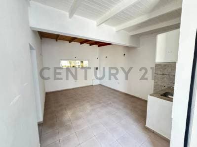 CALLE 30 ESQUINA 477 - Venta de PH - City Bell - 4