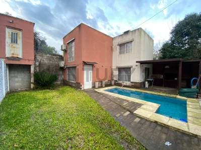 VENTA Casa tipo Dúplex 4 ambientes con jardín, pileta y parrilla | Club de Campo Las Acacias, Moreno - 3