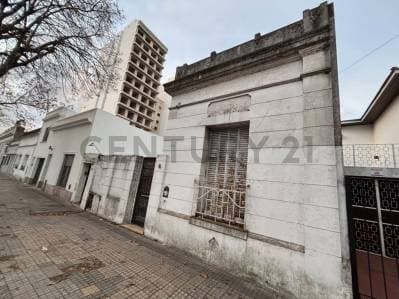 RETASADO - Venta de lote - Calle 15 e/ 44 y 45 - 2
