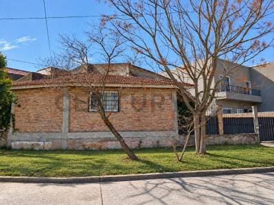 CASA MULTIFAMILIAR EN VENTA – RINCÓN DE MILBERG, TIGRE - 2