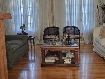 EXCLUSIVA CASA 6 AMBIENTES CON DETALLES DE CATEGORIA EN VILLA BALLESTER - 4