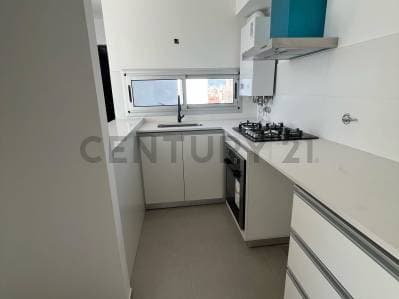 Departamento a estrenar un dormitorio CON COCHERA. Calle 42 esq. 17 - 3