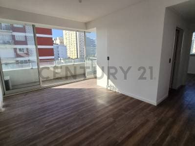 VENTA DEPARTAMENTO 2 AMBIENTES EN FLORES PERMUTA - Principal