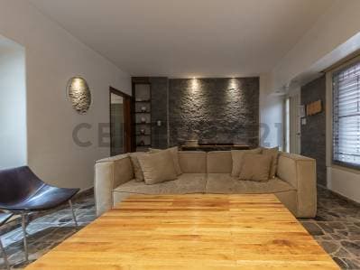 Venta-Permuta Casa 5 Ambientes en Venta con Patio, Pileta, Terraza y Cochera | Flores - 2