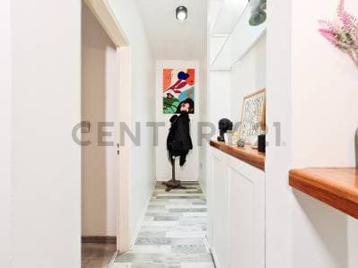 Departamento en venta de 1 dormitorio con patio y cochera en La Plata - 4