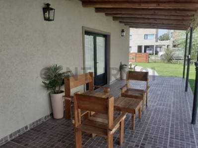 ¡Espectacular Quinta con Pileta y Gran Parque en General Las Heras! - 5