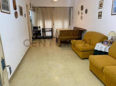 Venta departamento Monoambiente a metros del mar y la peatonal - Principal
