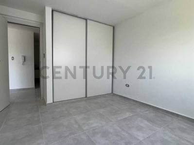 Amplio Dpto a ESTRENAR!!! 1 Dormitorio con Balcón - 2