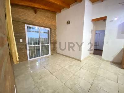Casa de 2 dormitorios en venta en Loteo Santa Clara – Coronel Domínguez - 2