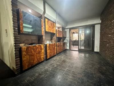 Casa de 4 ambientes en Venta en Caseros con Jardin - Principal
