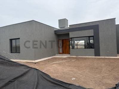 CASA EN VENTA - 4