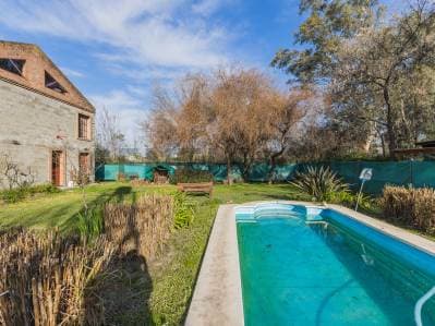 CASA 6 AMBIENTES ALQUILER ANUAL - BARRIO LA BOTA, BENAVÍDEZ - 3