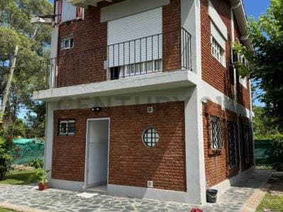 VENTA CASA 3 Amb. con Pileta en La Alborada Pilar - 2