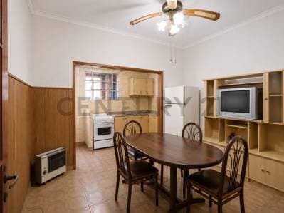 Casa en Venta a Restaurar - 5