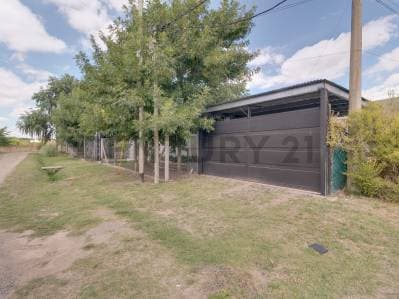 Venta de casa de 3 dormitorios en city Bell - 3