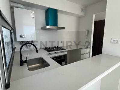 Departamento a estrenar un dormitorio CON COCHERA. Calle 42 esq. 17 - 4